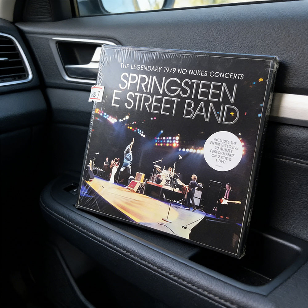 CD  This Is The Live Album Tit - Live Rock review and price