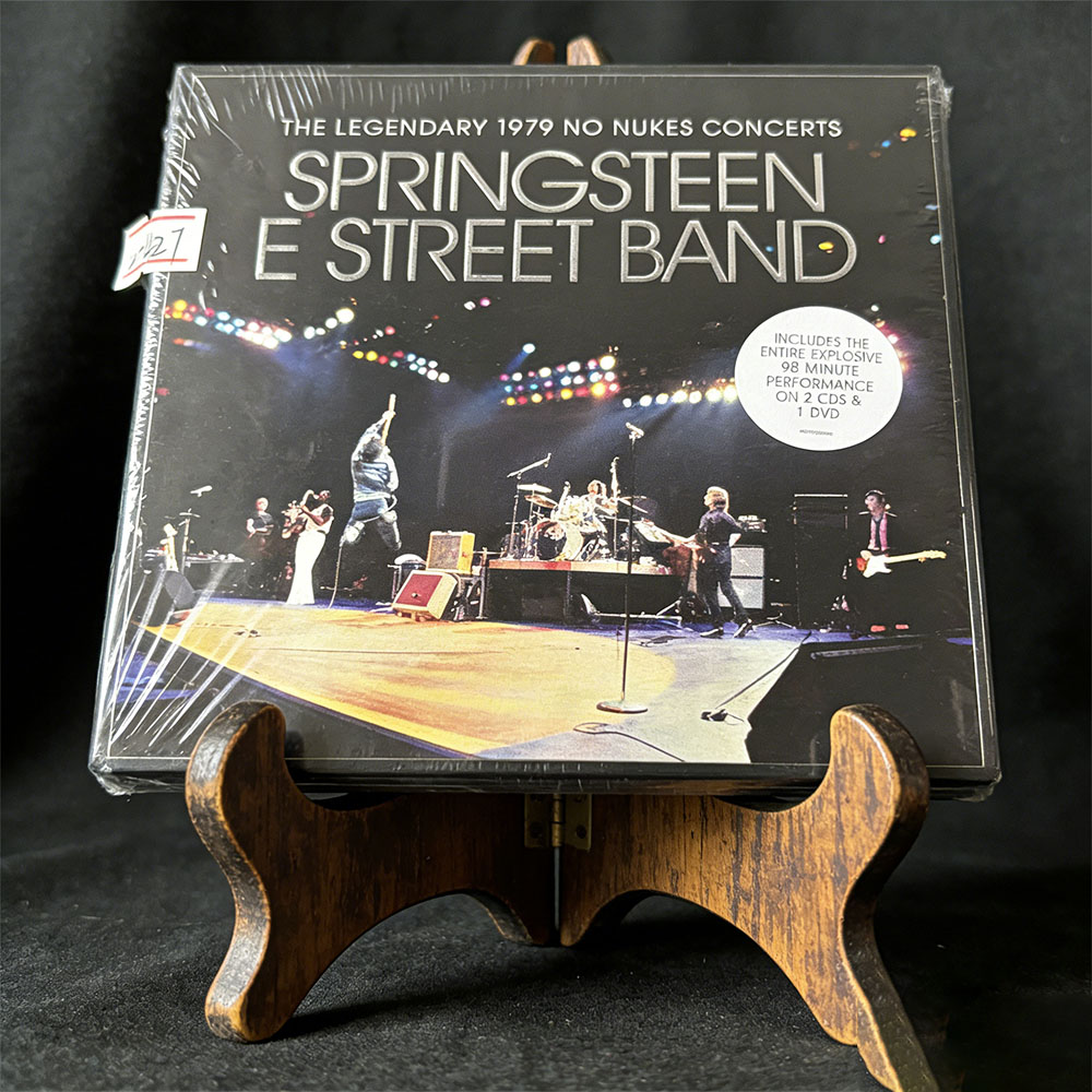 CD  This Is The Live Album Tit - Live Rock review and price
